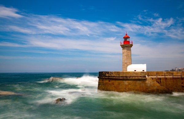 Felgueiras-lighthouse-atlantic-ocean-porto-portugal-atlantic