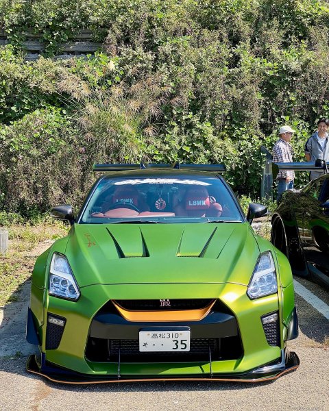 Nissan GTR
