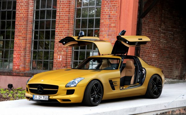 Sls-amg-gold
