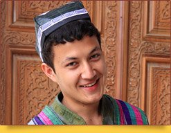 Узбекский парень - Знакомства с девушкой