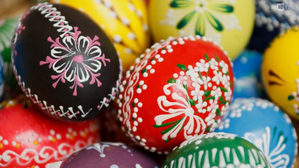 easter-eggs-wallpapers