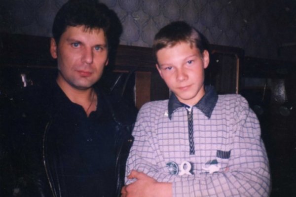 Юрий Клинских с фанатом