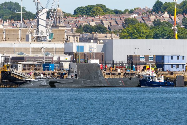 IMG viter59 HMS Astute