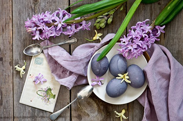 Easter Hyacinths Eggs Spoon 581330 600x399