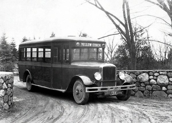 YELLOW COACH MODEL W-21 (1928г.)
