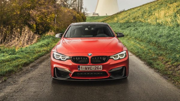 Bmw m4 avtomobil
