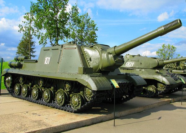 СУ-152