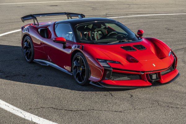 Ferrari-sf90-xx-stradale