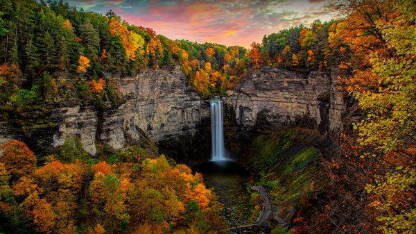 TaughannockFalls ROW0305935809 UHD