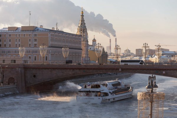 Mariia-cheprasova-moskva-rossiia-moskva-reka-bolshoi-moskvor