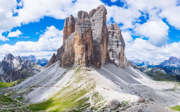 Gory-skaly-nebo-oblaka