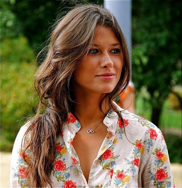 Аня Кастерова