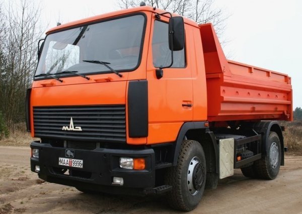 МАЗ-5550В28