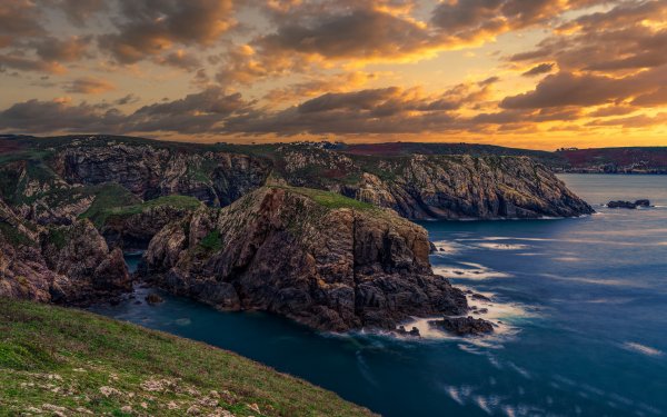 france-seascape-baie-des-trepasses