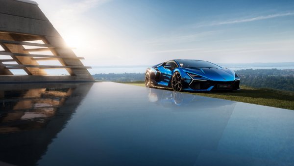 Обои Lamborghini Revuelto Opera Unica 5K