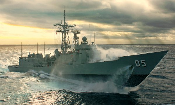 IMG viter59 HMAS Melbourne FFG 05