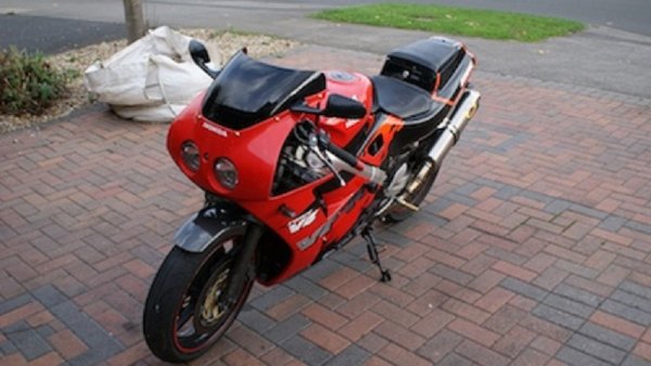 Honda VFR400R
