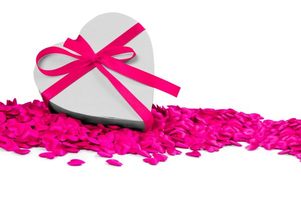 Heart-Shaped-Box-Gift