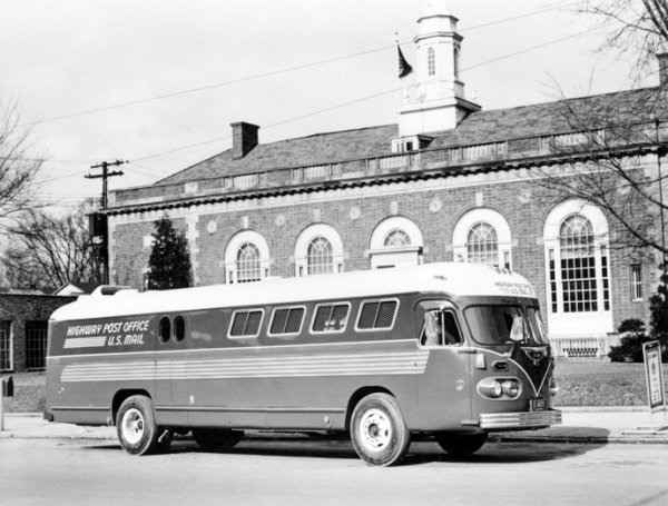 FIXiBLE CLIPPER MAIL BUS (1950г.)