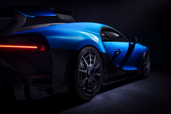 bugatti-chiron-pur-sport-11