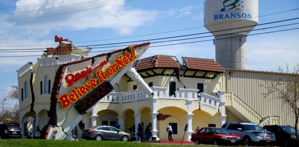 Здание Роберта Рипли в городе Ниагара Фоллс