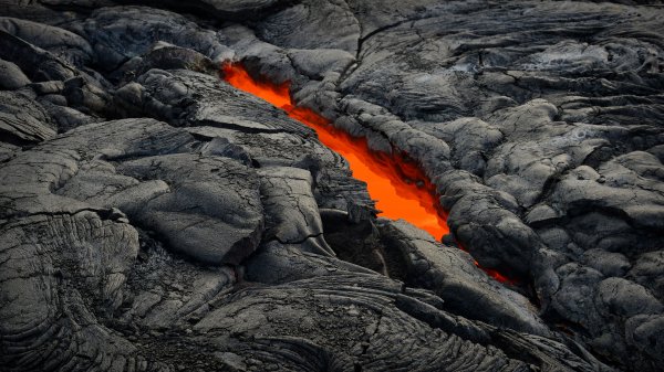 Lava Tube Гавайский вулканический парк UHD Обои 8К