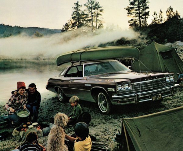 Buick LeSabre Hardtop Sedan (1975)