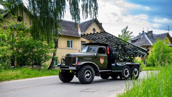 БМ-13 НМ "Катюша" на базе ЗИЛ-157