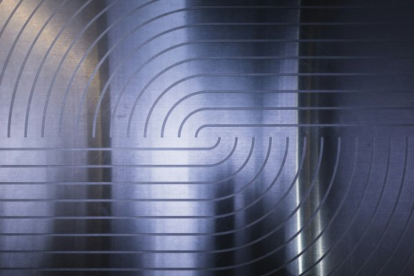 Blue-metallic-lines-geometry-pattern