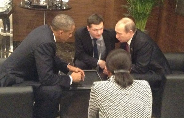 САММИТ СЕГОДНЯ. Путин делает втык Обаме.AAb3Qi