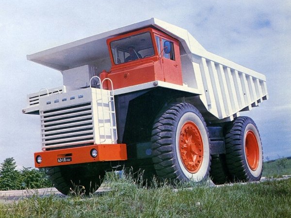 БЕЛАЗ-549