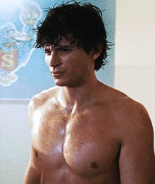 Tom-welling-clark-kent