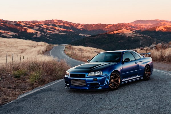 nissan-skyline-blue-road-r34