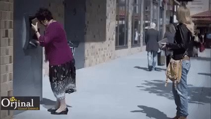 gif 1464872851