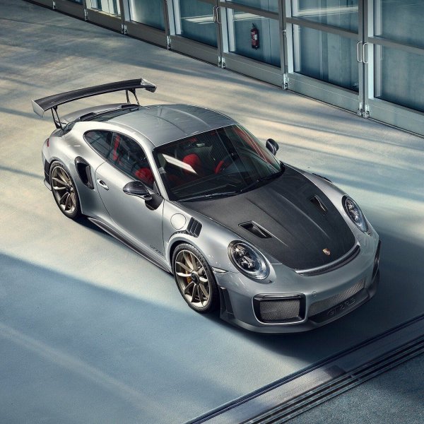 Porsche 911 GT2 RS