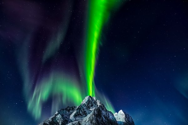 Lofoten-islands-norway-lofotenskie-ostrova-norvegiia-gory-zv