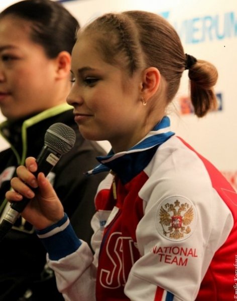 Юля Липницкая