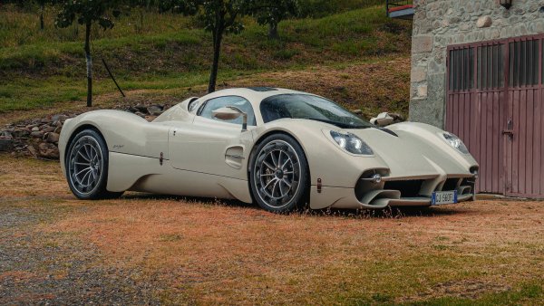 pagani-utopia-3