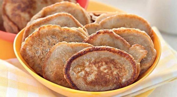 Овсяные оладьи - с бананом и йогуртом