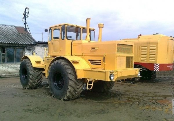 К-701 "КИРОВЕЦ"