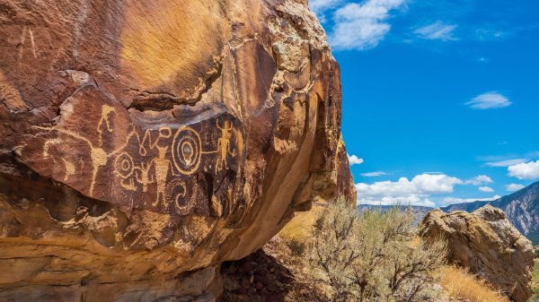 FremontPetroglyph ROW0543877643 UHD