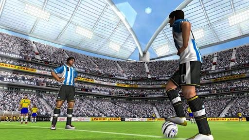 Real Football 2012 HD v1.5.0