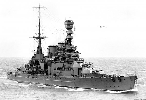 IMG viter59 HMS Repulse 1926