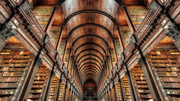 TrinityDublin ROW5711448791 UHD