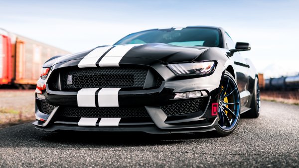 ford-mustang-shelby-gt350