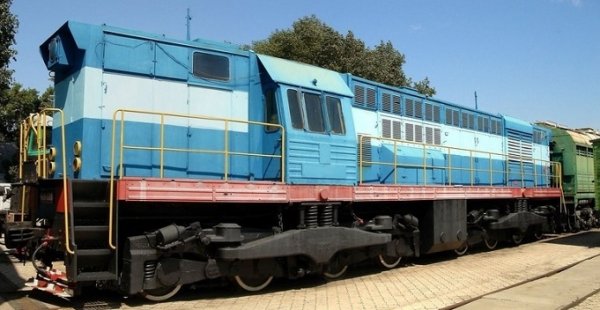 Опытные тепловозы ЧМЭ5