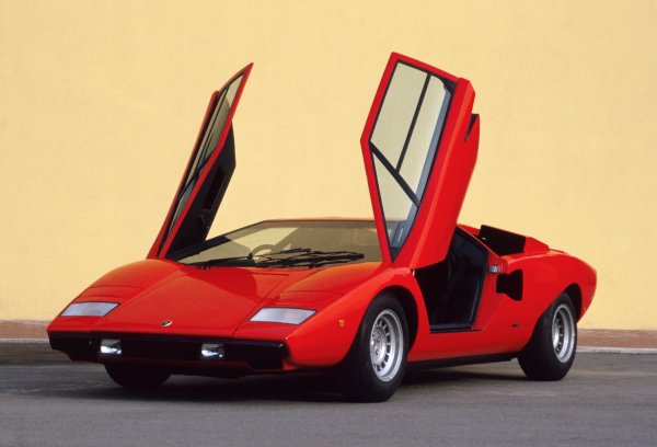 LAMBORGHINI COUNTACH LP400 (1974г.)