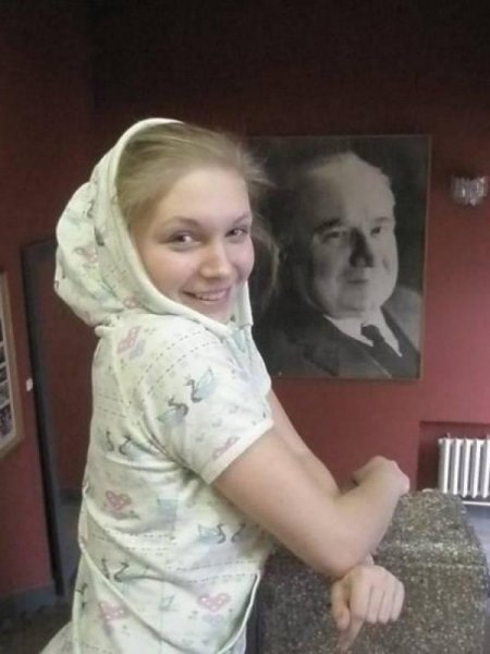 Наташа Скоморохова