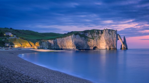 CliffsEtretat ROW8760884756 UHD