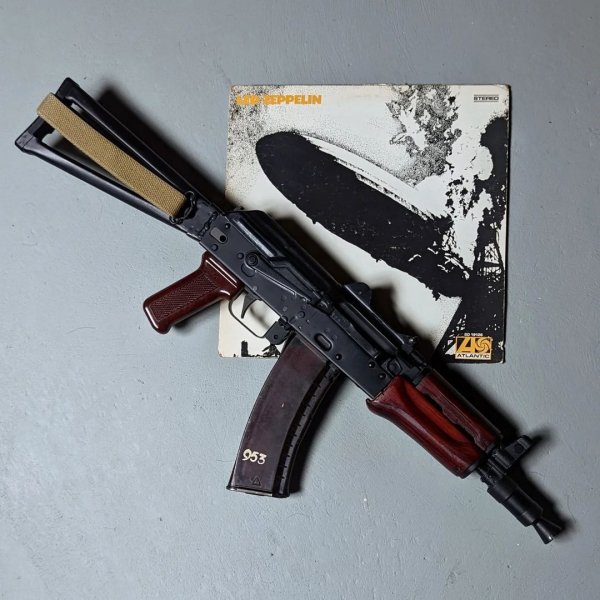 АКС-74У
